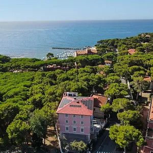 Castiglioncello Suite Aparthotel